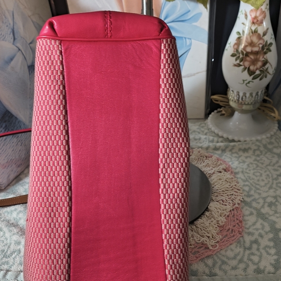 Coach Lexy Legacy Jacquard Should Bag Pink A1781-F57640 - Picture 3 of 10